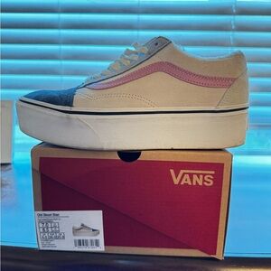 Vans Old Skool Platform Sneaker in Cream with Pink Stripe and Blue Toe